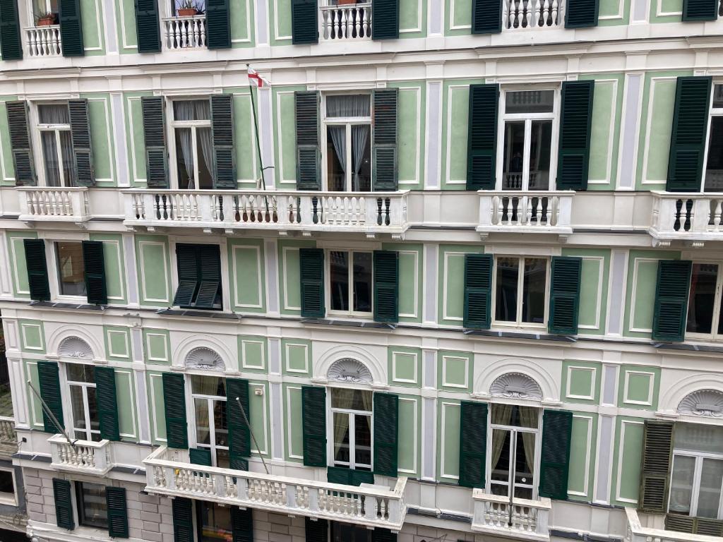 Guest House Roma Janov Exteriér fotografie