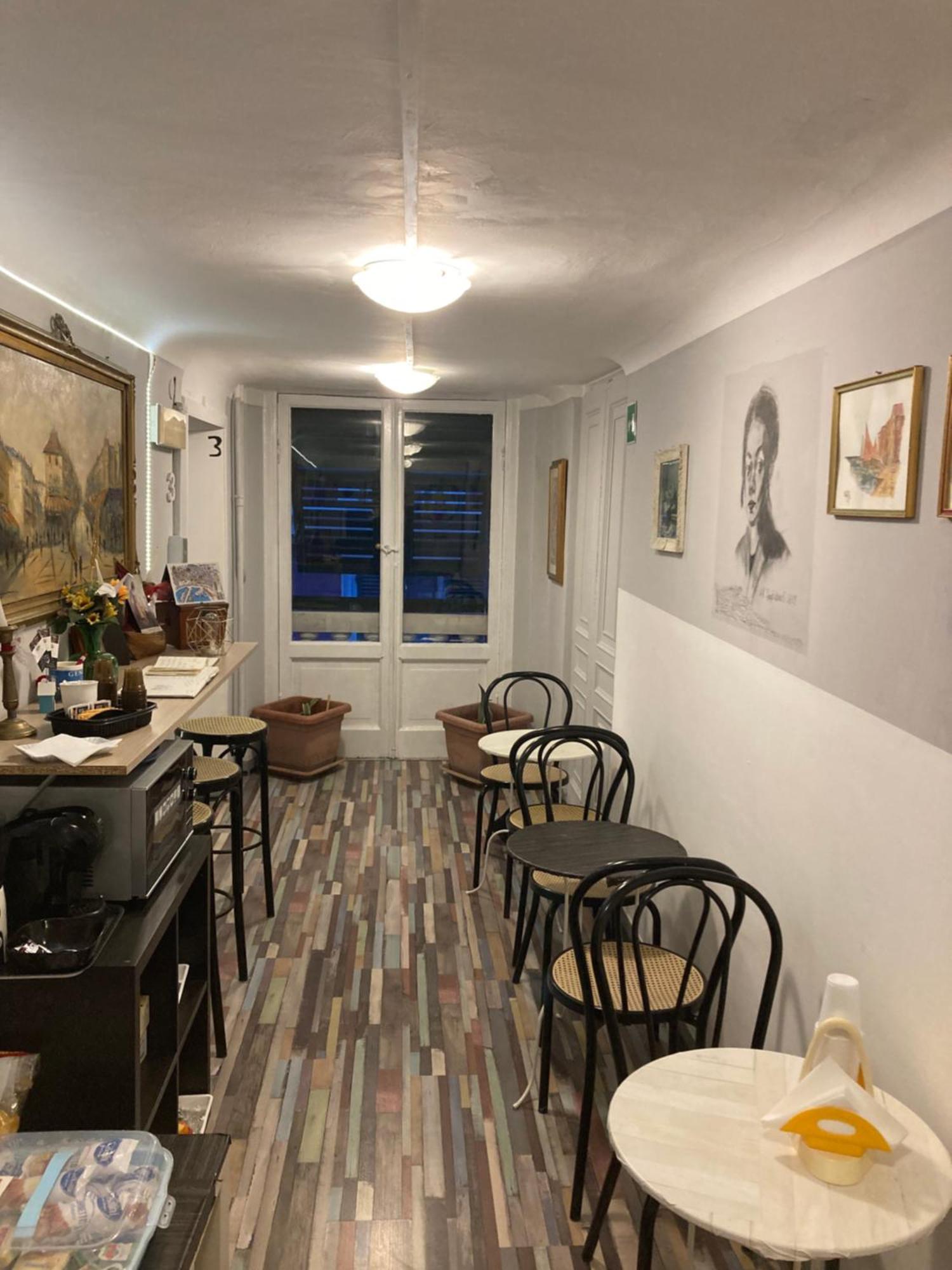 Guest House Roma Janov Exteriér fotografie