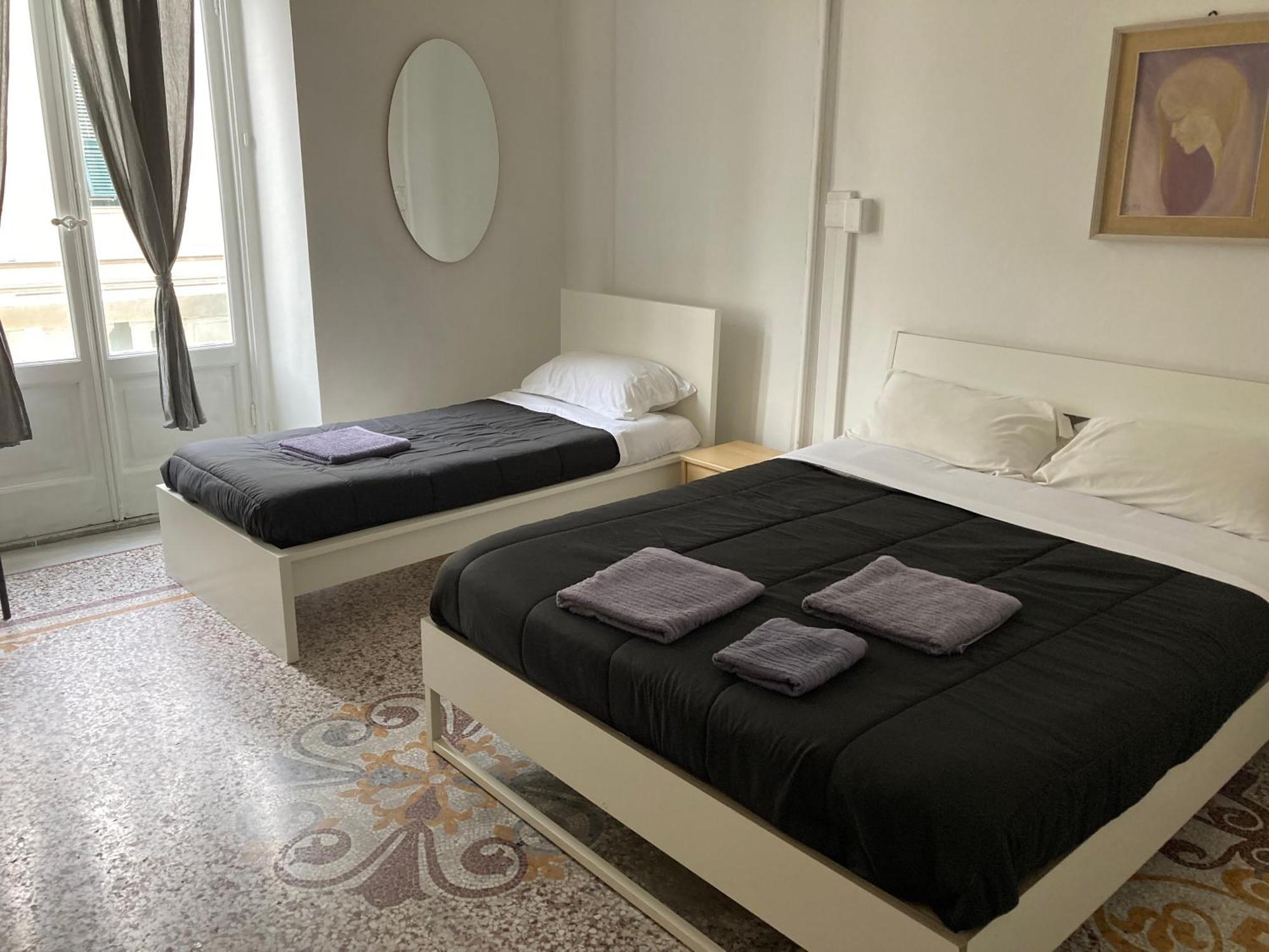 Guest House Roma Janov Exteriér fotografie