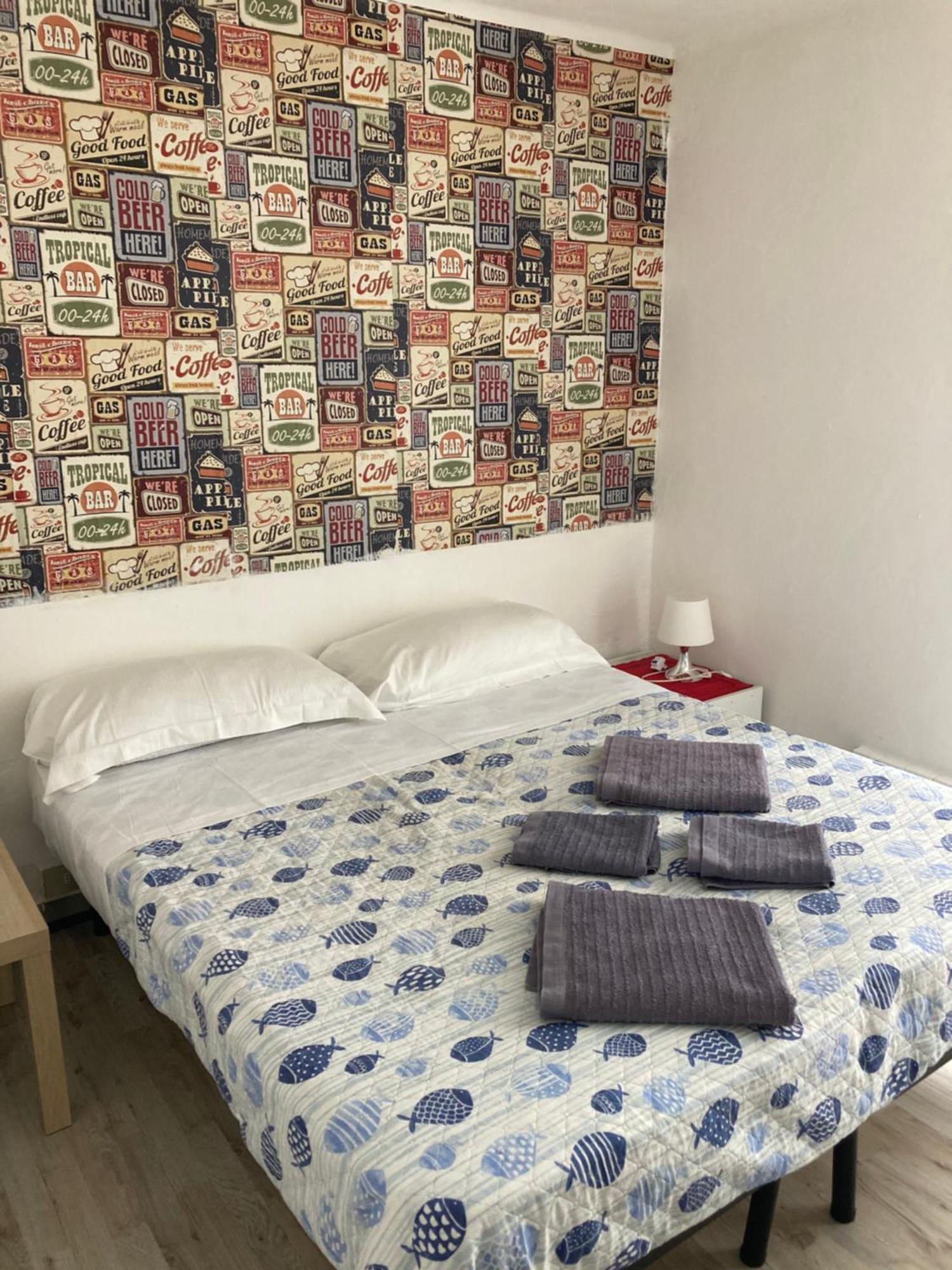 Guest House Roma Janov Exteriér fotografie
