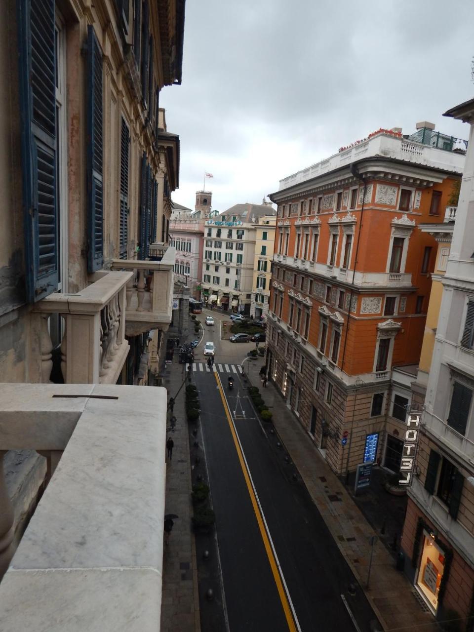 Guest House Roma Janov Exteriér fotografie