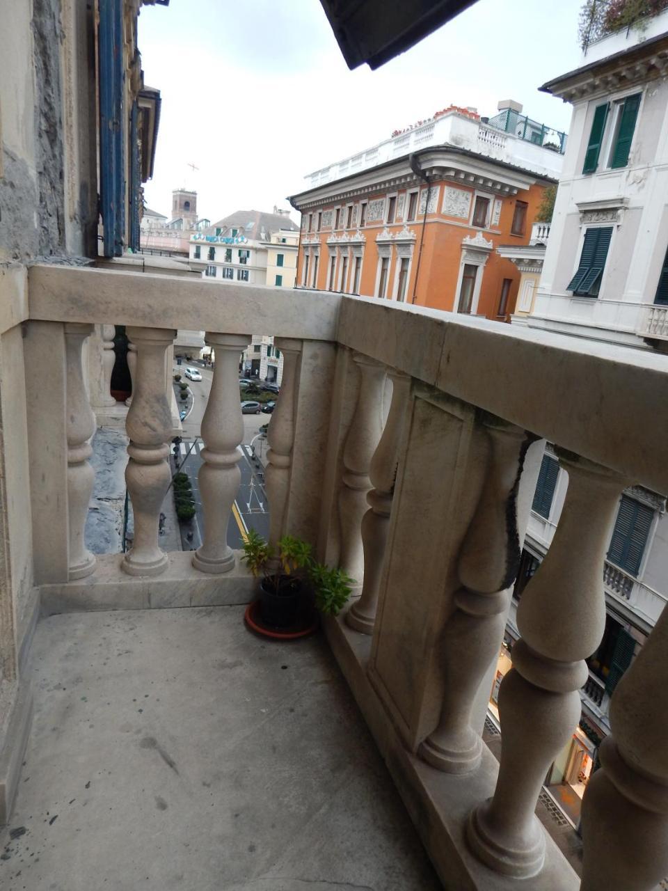 Guest House Roma Janov Exteriér fotografie