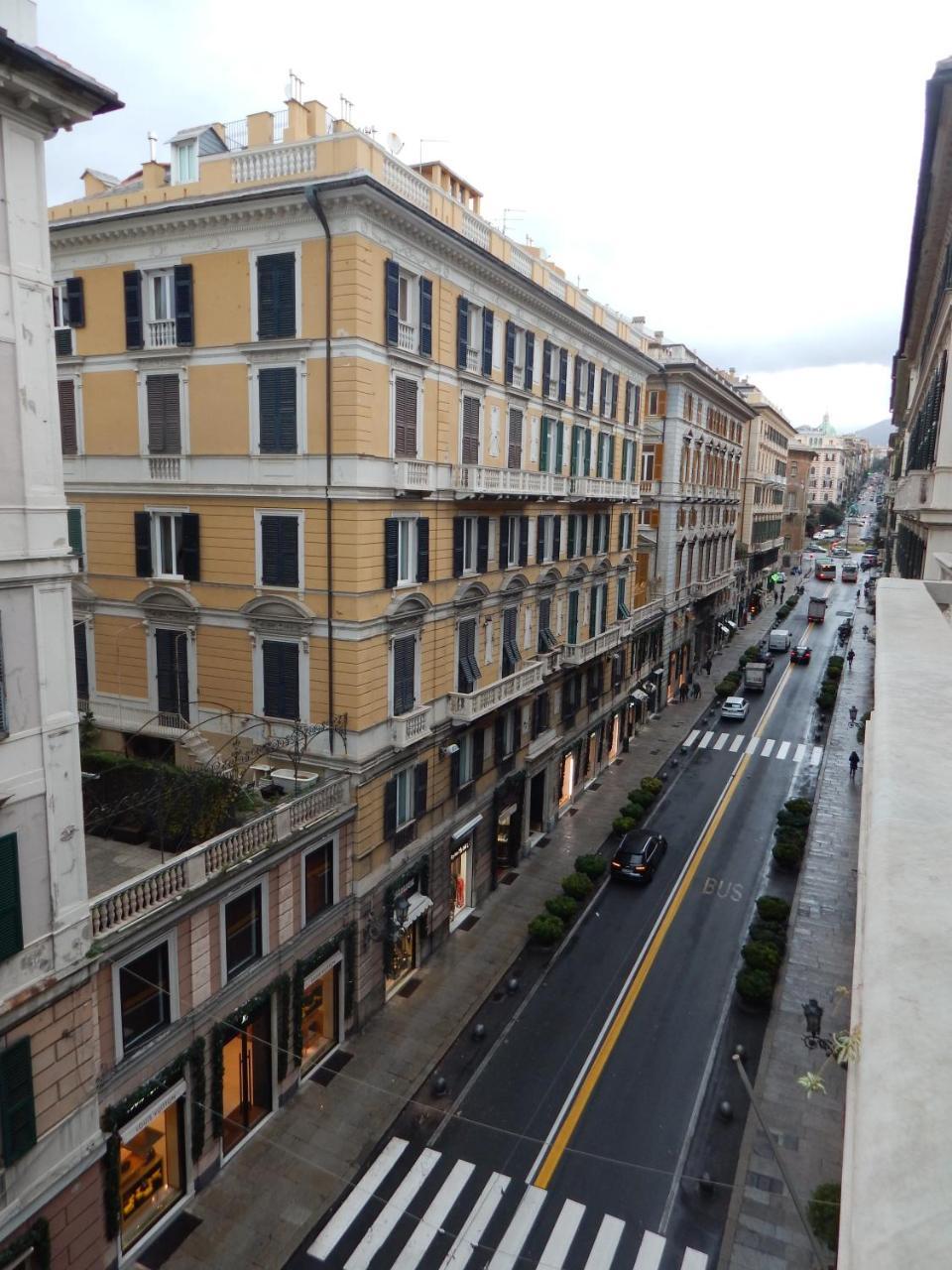 Guest House Roma Janov Exteriér fotografie
